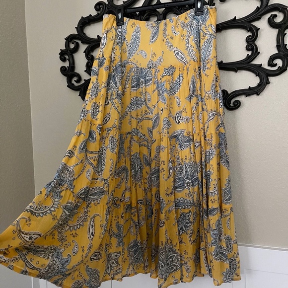 Chaps Dresses & Skirts - Chaps Skirt Women's Floral Paisley Tiered Maxi Boho Yellow Blue Size L